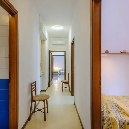 3 Bedroom Cozy In *