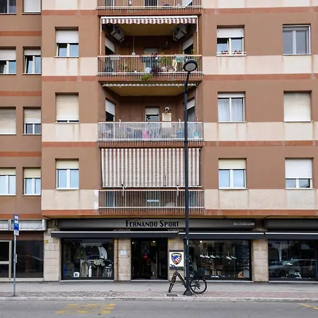 3 Bedroom Cozy In Appartamento Pescara