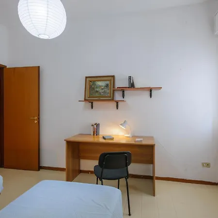 Apartment 3 Bedroom Cozy In