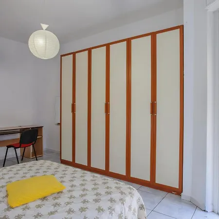 3 Bedroom Cozy In Pescara